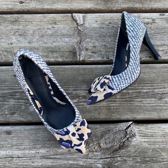 Tory Burch Shoes - Tory Burch Cleo Tweed And Silk Bow Pumps